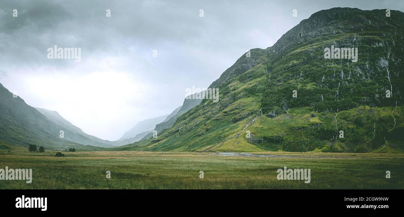 Berg- und Talblick bei Glencoe Stockfoto