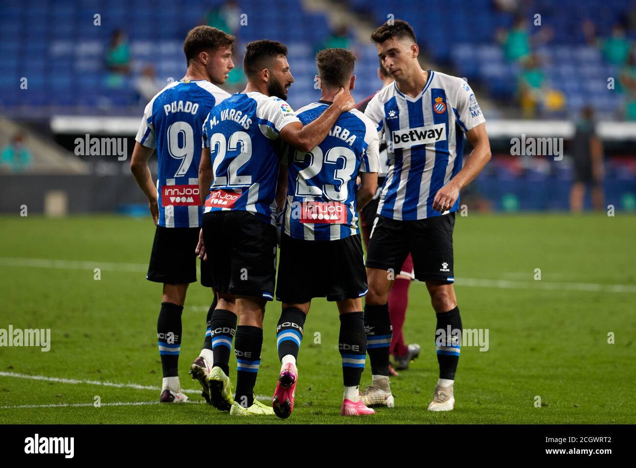 Barcelona, Spanien. September 2020. Adri Embarba feiert sein Tor beim Liga SmartBank Spiel zwischen RCD Espanyol und gegen Albacete Balompie im RCD Stadion am 12. September 2020 in Barcelona, Spanien. Bild: Dax Images/Alamy Live News Stockfoto