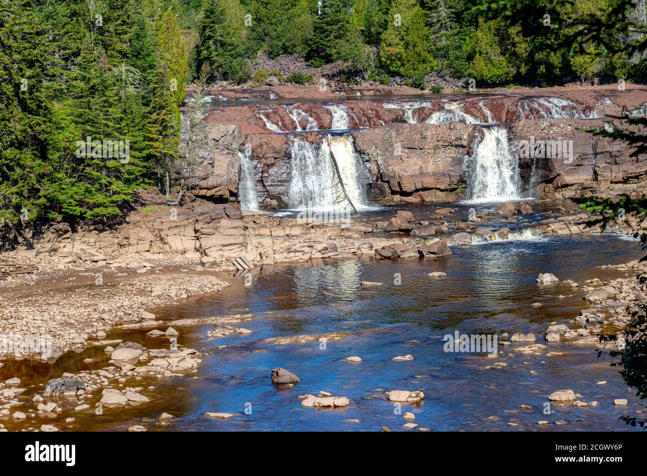 Lepreau Falls in New Brunswick. Der Wasserstand ist sehr niedrig und die fällt ein Rinnsal im Vergleich zu normal. Stockfoto