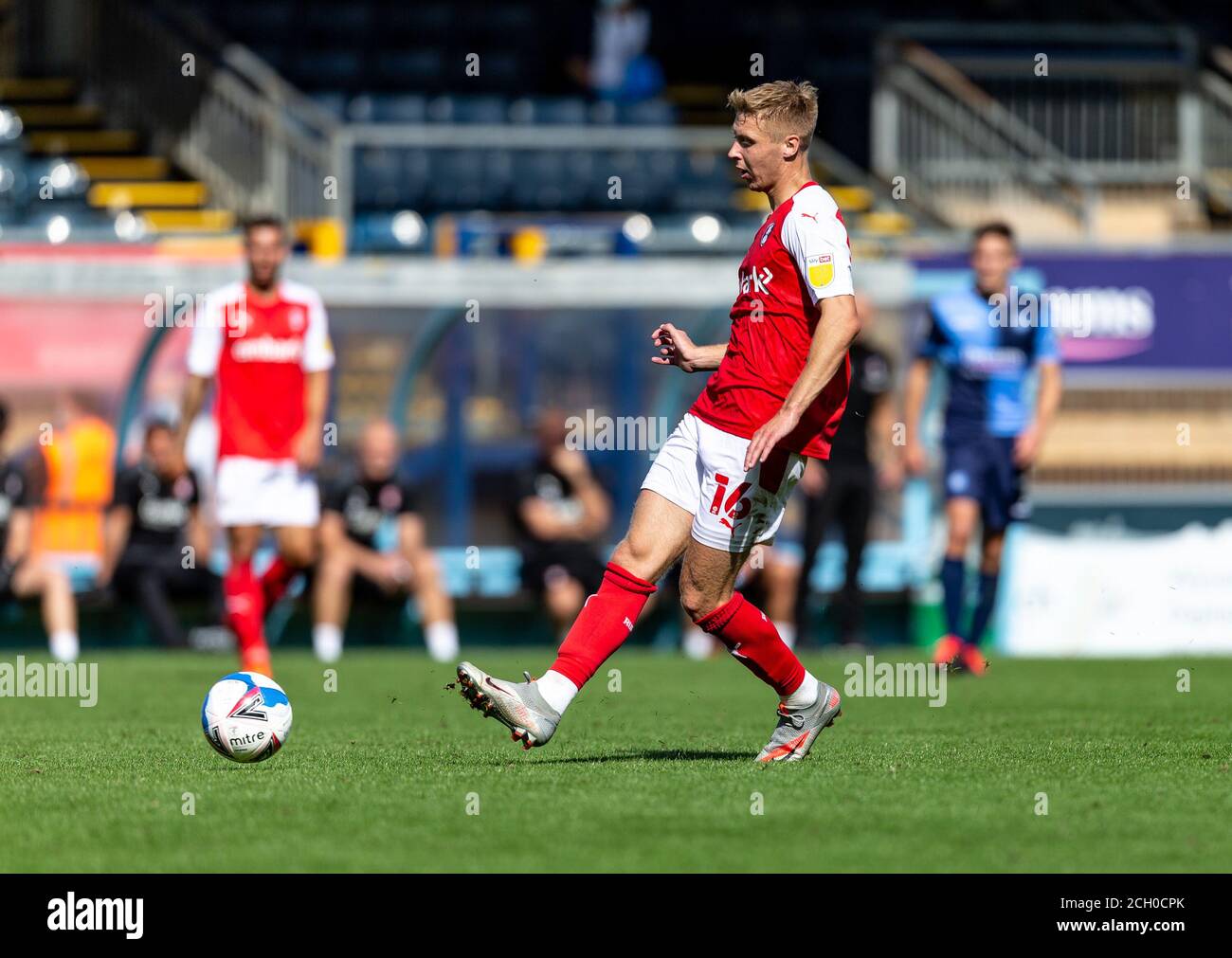 High Wycombe, Großbritannien. September 2020. Jamie Lindsay von Rotherham United beim Sky Bet Championship-Spiel zwischen Wycombe Wanderers und Rotherham United am 12. September 2020 im Adams Park, High Wycombe, England. Foto von Liam McAvoy. Kredit: Prime Media Images/Alamy Live Nachrichten Stockfoto