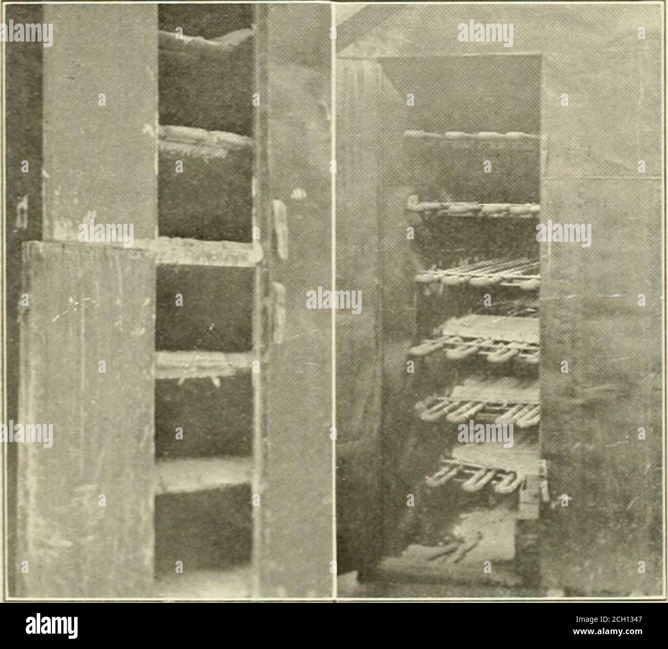 . eisenbahnzeitgazette . das Netz-ting. Diese Tjpe der Maschine sollte dicht bis zu Pre-Vent Staub fliegen und auch, um die Streuung und Verlust der Absackung zu verhindern verpackt werden. Von 40 bis 50 Umdrehungen pro Minute sollte suf-ficient Geschwindigkeit sein, um den Lauf zu betreiben. Nach dem Brechen und Zerfallen ist das Material bereit für iSrr J.., zu Su/f zu Abb. -Form für die Bildung der laging in Blätter Mischen, und wenn durch eine Maschine der ersten Art getrennt wird es keine Bindemittel benötigen. Wenn das Material sehr fein zerbrochen wurde, wird jedoch festgestellt, dass ein Bindemittel notwendig ist, und von 8 bis 10 Prozent, Stockfoto