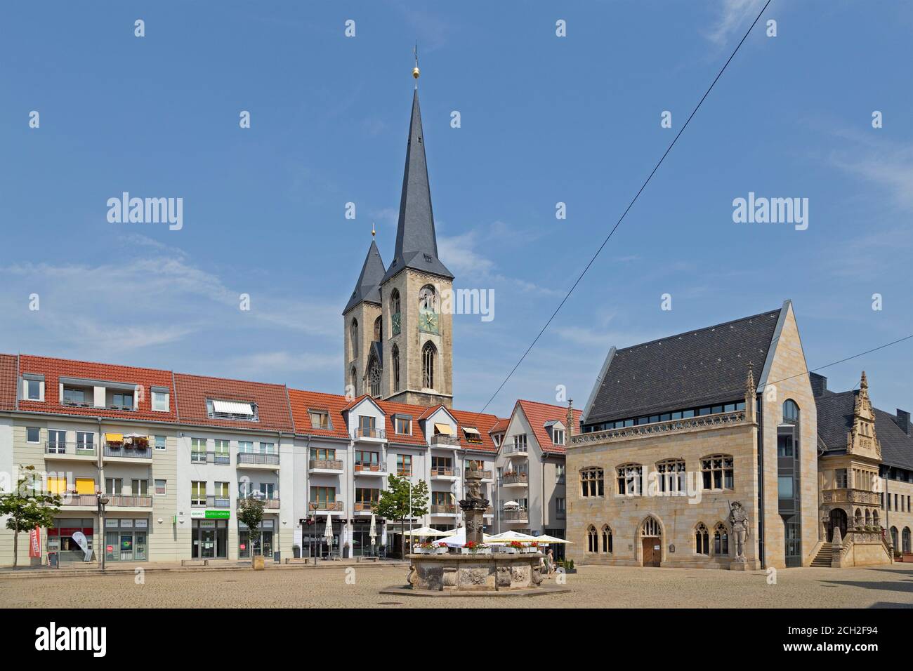 St. Martin Kirche und Ratslaube, Halberstadt, Sachsen Anhalt, Deutschland Stockfoto