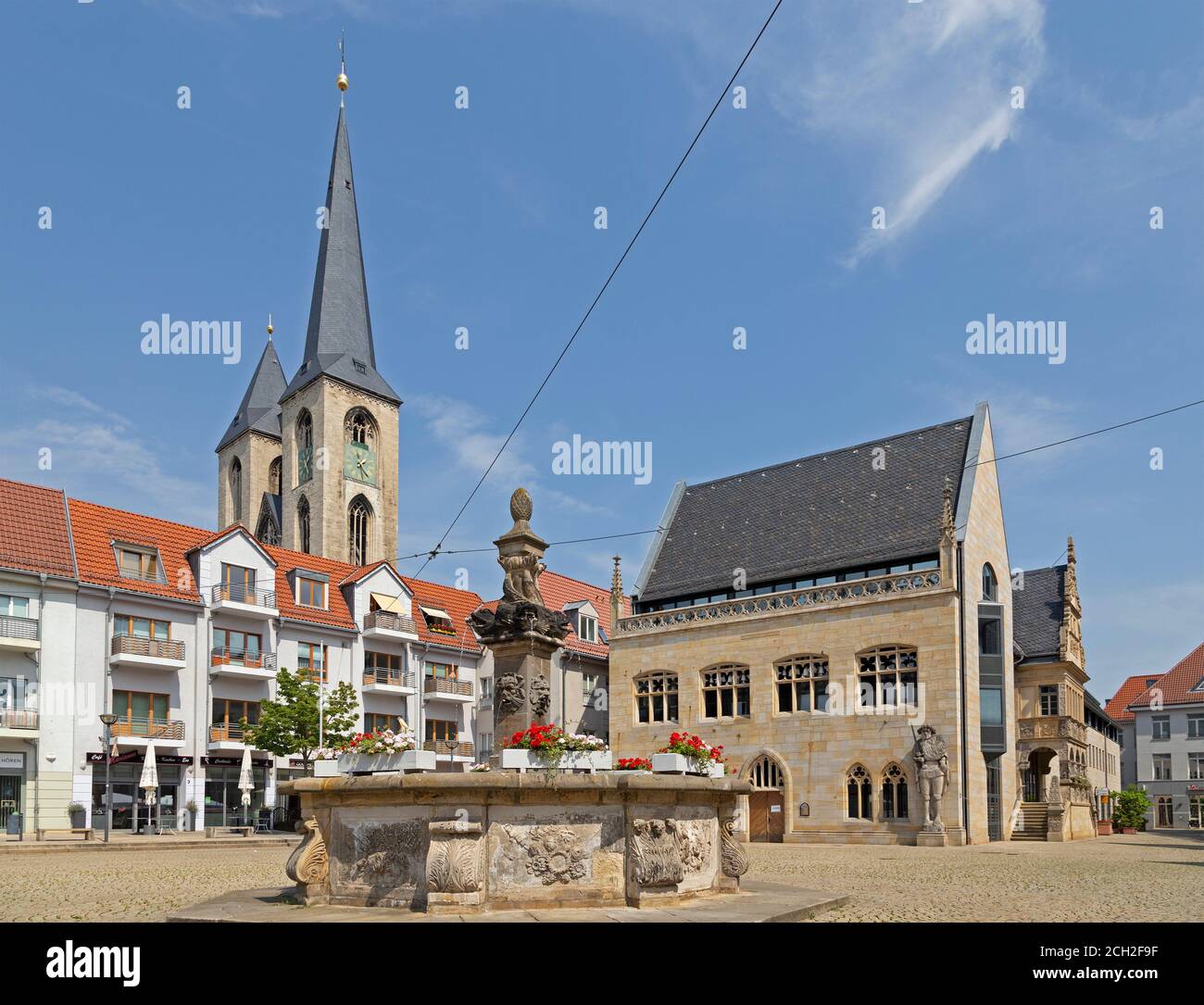St. Martin Kirche und Ratslaube, Halberstadt, Sachsen Anhalt, Deutschland Stockfoto