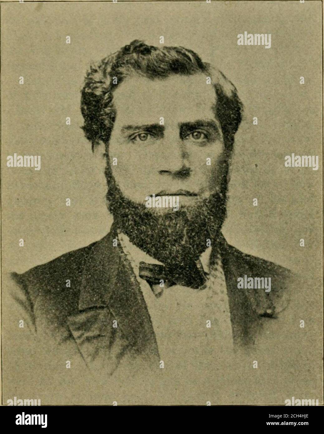 . Erinnerungen und Erinnerungen von C. W. Goodlander an die frühen Tage von Fort Scott, vom 29. April 1858 bis zum 1. Januar 1870, über die Zeit vor dem Aufkommen der Eisenbahn und während der Tage des Ochsenteams und des Bühnentransports. Und Biographien von Col. H. T. Wilson und Geo. A. Crawford, die Väter von Fort Scott. Aceto Jim Lane vorstellen. Nun, Joe mochte Laneso sehr, dass es eine bittere Pille für Joe zu schlucken war. Das Treffen wurde vor dem Landbüro, einem Gebäude, das stand, wo Browns Holz Yardis jetzt befindet gerufen. Es gab eine große zweistöckige Porchin vor dem Gebäude, ein Stockfoto