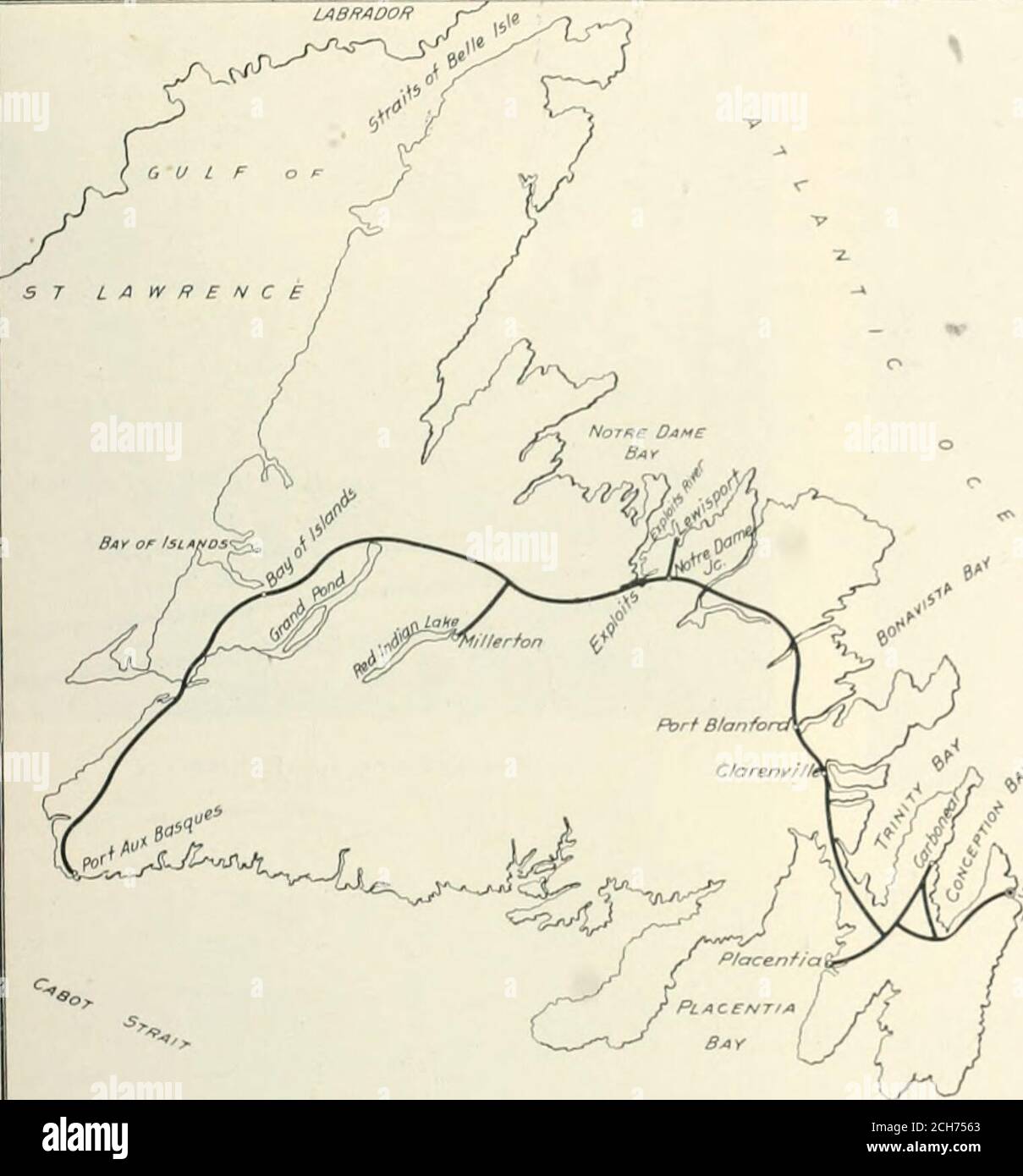 . Eisenbahnzeitalter . icuous Dienstleistungen in der Entwicklung ot Neufundland, Frachtgeschäft wird durch die jüngste Gründung durch zwei gesichert die gleiche Firma besitzt in St. Johns, der Hauptstadt der Insel und großen Unternehmen in London finanziert, die Harmsworth und die östliche Endstation der Eisenbahn, ein großes Trockendock, Eine elektrische Albert Read-Firma, die jeweils mit 5,000,000 Dollar kapitalisierte, von Zellstofffabrik und der örtlichen Straßenbahn. Auf dem Exploits-Fluss, landeinwärts von der Küste. Diese beiden geben- die Eisenbahn läuft von St. Johns an der Ostküste von New- pries Versprechen, wichtige fac zu werden Stockfoto