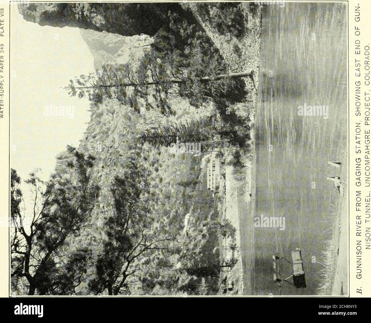 . Wasserversorgung und Bewässerung Papers der United States Geological Survey . Version die Länder, die von großen privaten Gräben bewässert thisvalley enthält etwa 150,000 Hektar, Diese werden im Rahmen des Uncompahgre-Projekts des United States Reclamation Service zurückgewonnen.der größte Teil des Wassers für dieses Land wird durch den Gunnison-nison-Tunnel, der eine Kapazität von etwa 1,300 Sekundenfuß hat, vom Gun-nison River abgeleitet. Die derzeitigen Wasserrechte verbrauchen den Ormalfluss des Uncompahgre River, und das Uncompahgre Valleyprojekt wird das gesamte verfügbare Wasser aus Gunnison River duri umleiten Stockfoto