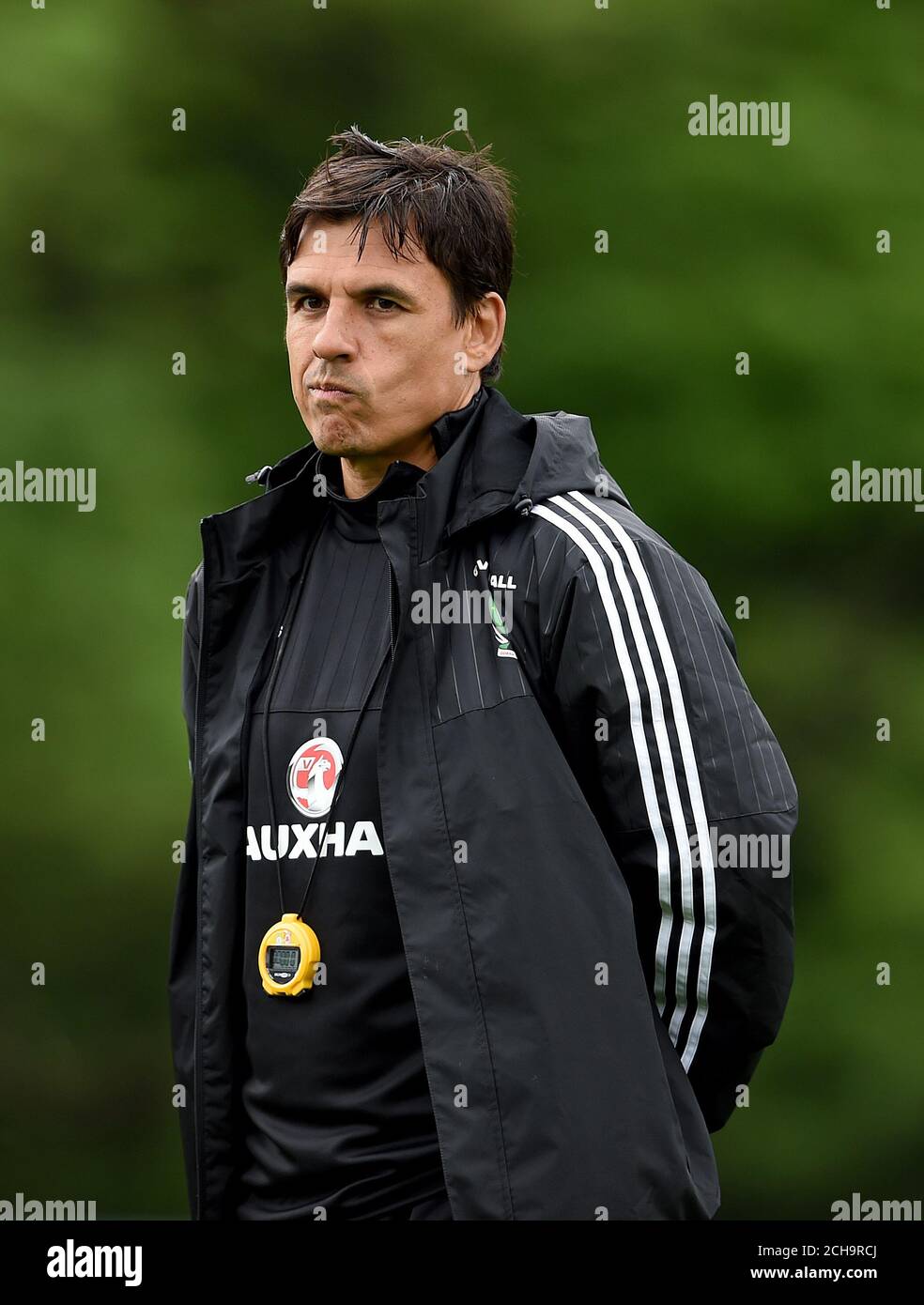 Chris Coleman, Manager von Wales, während einer Trainingseinheit im Vale Resort, Hensol. DRÜCKEN SIE VERBANDSFOTO. Bilddatum: Mittwoch, 1. Juni 2016. Siehe PA Story SOCCER Wales. Bildnachweis sollte lauten: Joe Giddens/PA Wire. Stockfoto