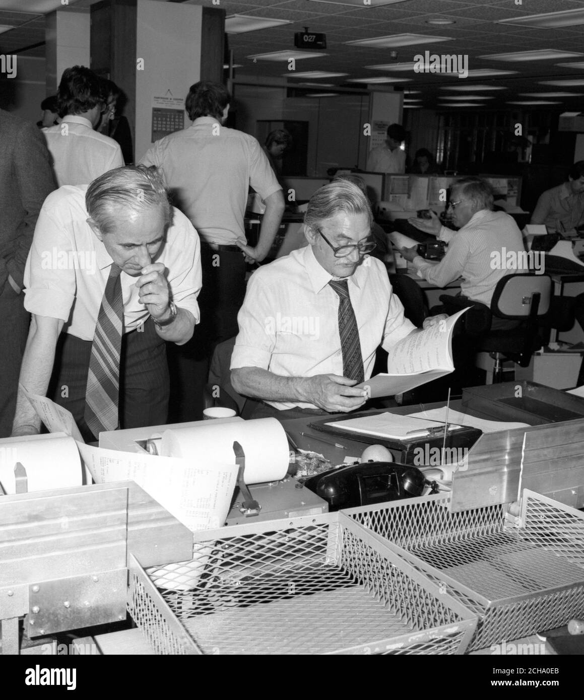 Ein allgemeiner Blick auf den Newsroom des Presseverbands in der Wahlnacht. Stockfoto