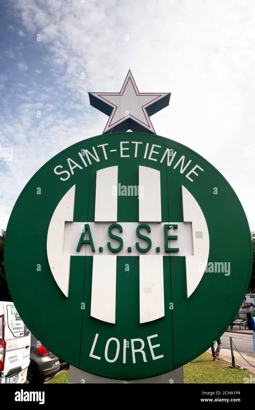 Eine allgemeine Ansicht des Stade Geoffroy Guichard, Heimat von Saint-Etienne Stockfoto