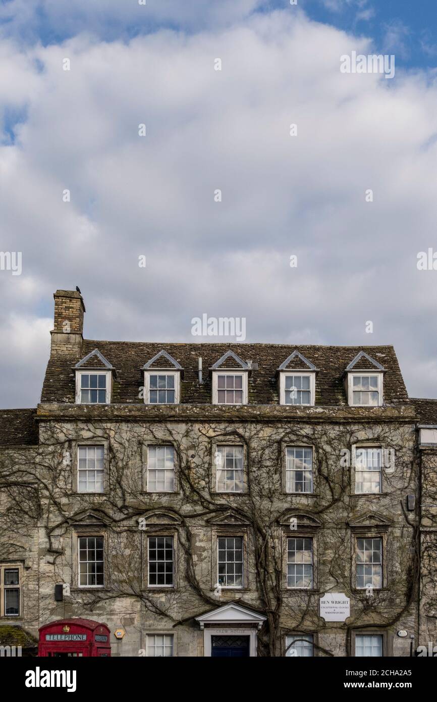Mitte 18c Grade 2 gelistetes Crew House, Tetbury, Gloucestershire, Großbritannien Stockfoto