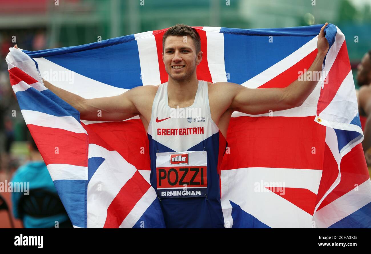 Andrew Pozzi in den 110 m Hürden während des zweiten Tages der British Championships im Alexander Stadium, Birmingham. Stockfoto