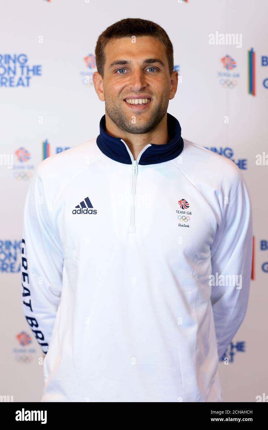 Team GB Hockeyspieler George Pinner während der Kitting Out Session im NEC, Birmingham. DRÜCKEN Sie VERBANDSFOTO. Bilddatum: Donnerstag, 30. Juni 2016. Bildnachweis sollte lauten: Tim Goode/PA Wire Stockfoto