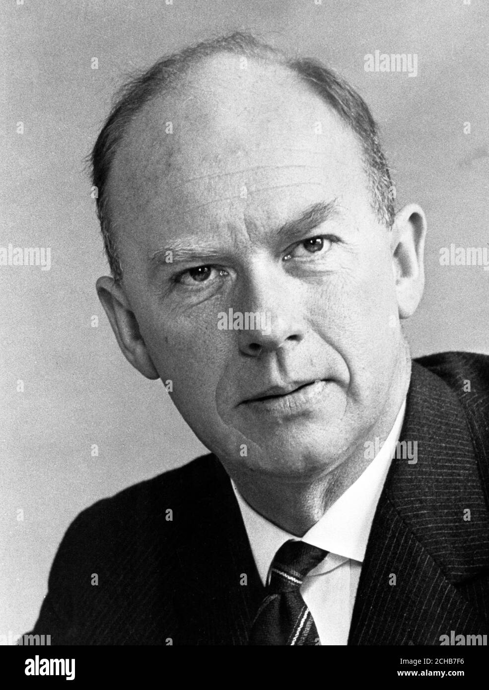 Herr S.G.G. Clarke, OBE, Vorsitzender von Courier Press (Holdings), der Gruppe, die die Nuneaton Evening Tribune und andere Zeitungen in den Midlands und North London veröffentlicht, wurde heute zum Vorsitzenden der Press Association gewählt. Herr Clarke erhielt eine OBE in der diesjährigen Neujahrsfestung. Stockfoto