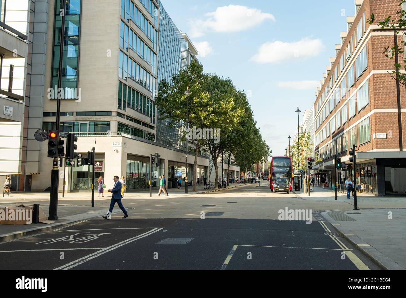 London - September 2020: Baker Street in Marylebone in der City of Westminster - ruhiger als normal wegen Covid 19 Stockfoto