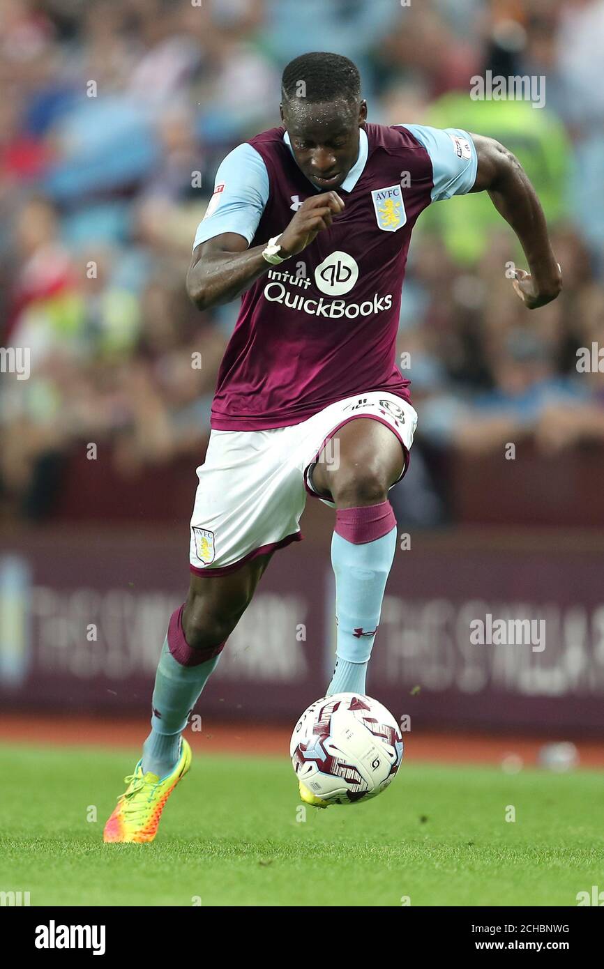 Aly Cissokho von Aston Villa während des Sky Bet Championship-Spiels in Villa Park, Birmingham. DRÜCKEN SIE VERBANDSFOTO. Bilddatum: Dienstag, 13. September 2016. Siehe PA Story SOCCER Villa. Bildnachweis sollte lauten: David Davies/PA Wire. Stockfoto