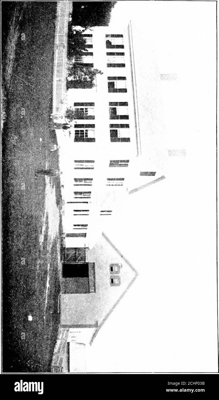 . Geschichte von Northfield, New Hampshire 1780-1905. In zwei Teilen mit vielen biographischen Skizzen und Porträts auch Bilder von öffentlichen Gebäuden und privaten Residenzen. Februar 26, 1786; m. John Hannaford, B. 1787, und lebte auf der Hauptstraße. (Siehe Hannaford gen.) She d. und er m.(Sekunde), Nancy Flanders. Er d. und sie m. (Zweitens), Jeremiah Calefof East N. und d. in Tllton. Joseph Thomas Sanboen, B. 3. September 1787, nach Vermont und später nach Rochester, N. Y., wo er d. in 1865. Maey Glidden Sanboen, B. Mai 1789. Jonathan Sanboen, je., B. 26. Juli 1791, entfernt nach Paynesville, Wis., wo er d. Stockfoto