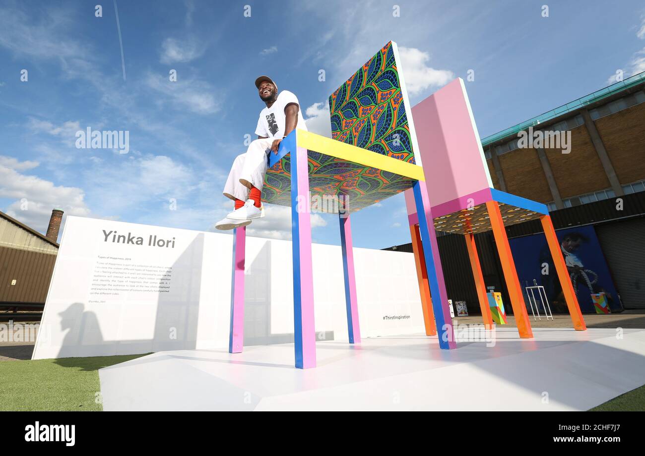 Die Künstlerin Yinka llori enthüllt eine brandneue Installation in der öffentlichen Galerie Arto LIFEWTR der Truman Brewery im Osten Londons. Stockfoto