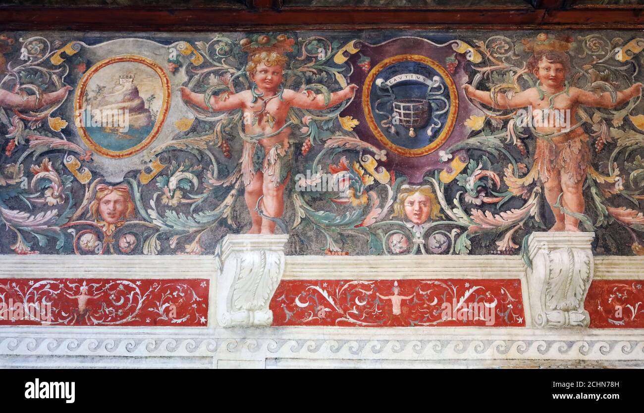 Fresken aus der Kammer des Geräts im Palazzo Te, Mantua Stockfoto