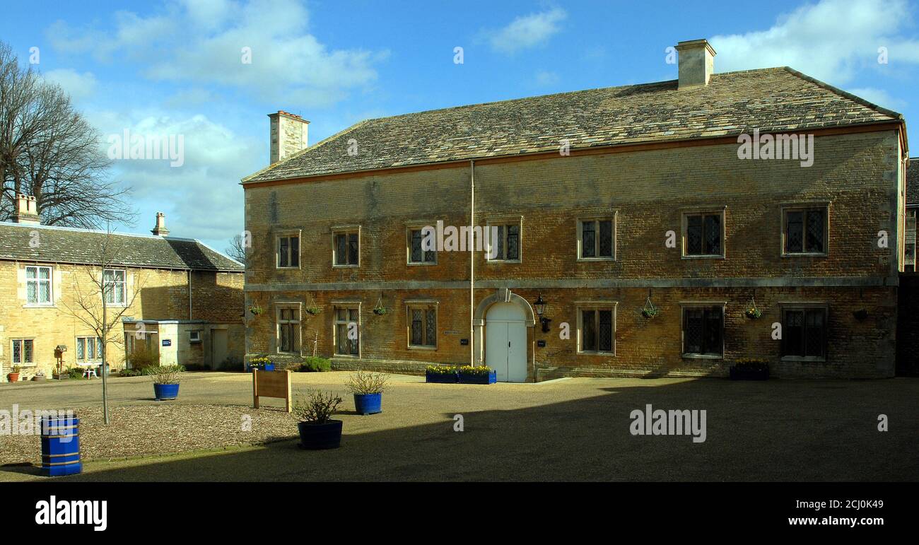 Das Brauhaus im Burghley House von Capability Brown entworfen Stockfoto