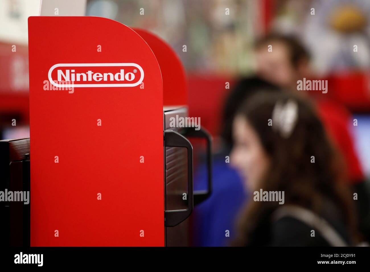 Nintendo switch logo -Fotos und -Bildmaterial in hoher Auflösung – Alamy