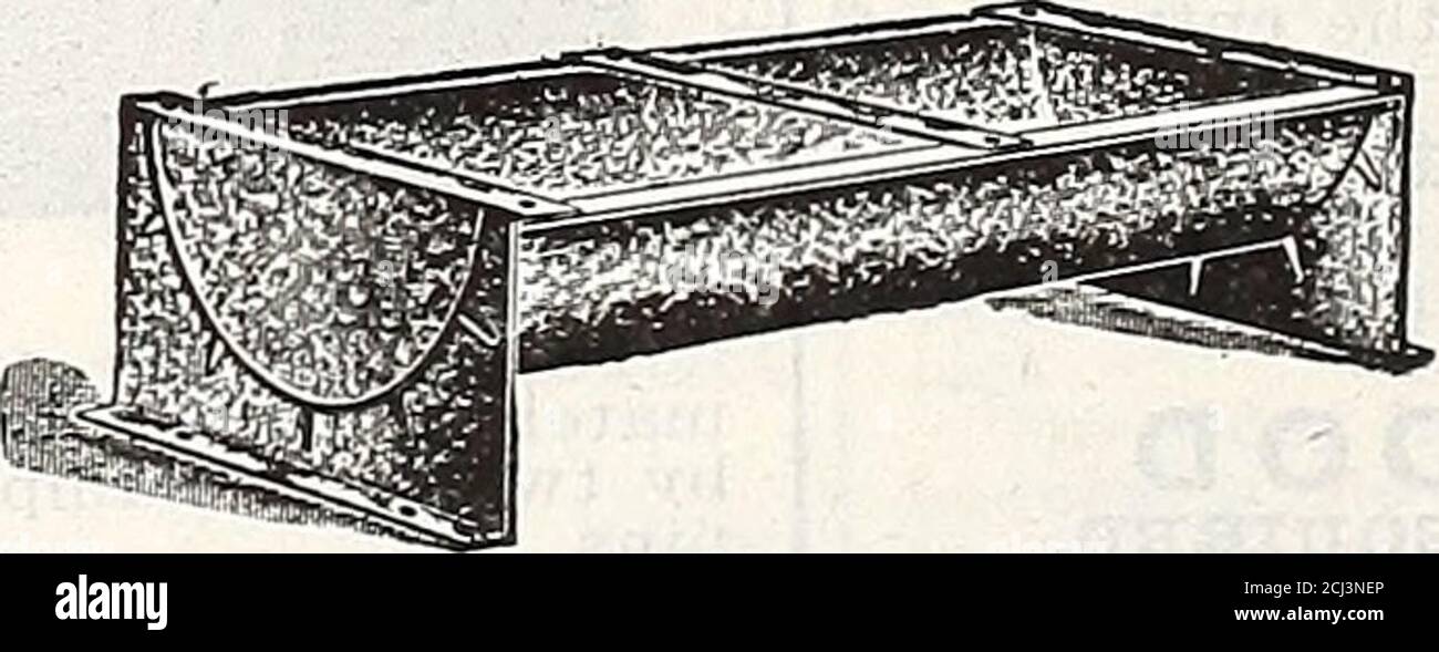 . 1915 Griffith und Turner Co. : Land- und Gartenbedarf . Nr. IW5W6W9W idthTop.3 V2 in. 31/0 in.6V&gt; in.C,% in. Tiefe.1V2 in.11/2 in.2% in.2% in. VORRATSSALZ mit HickoryAshes zubereitet. Beantwortet zwei pur-Posen bei einer Fütterung – salzende und valuabletonische. 5-nj. Dose, 50c.; 45-lb. Eimer, 3.60 USD; loo-lh. Fass, 7.00 USD; 150 lbs., 1^ BBl., 10.50 USD. Bock Salz und gemahlenes AluminiumSalz. Preise auf Anfrage. Länge. 71/0 Zoll 19 Zoll 22 Zoll 29 Zoll Gewicht. 3 lbs. 6V. Lbs. 12 lbs. IS lbs. Preis.€ 25.40.801.00 Favorit Verzinkte Hog Tröge aus No. 20gauge verzinktem Stahlganz. Praktisch, einfach Stockfoto