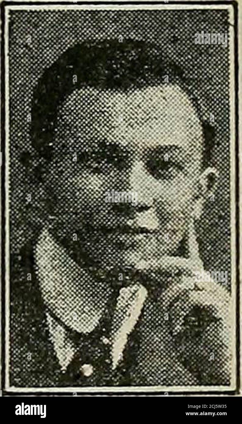 . San Diego Stadt- und Kreisverzeichnis - 1921 . F FRANK E G E R SAN DIEGOS FÜHRENDER HÄNDLER SCHNEIDER 243 WEST F TELEFON HAUPT 1287 B R 0 S JOHN. LOUIS MASSIE WINN ARZT OFOPTOMETRY TEL.. HAUPT 221 AUGEN UNTERSUCHT. KLASSEN FJTTED 201 UND 212 WATT» BLOG. 620 E STREET Greenwood Cemetery und Krematorium TELEFON. MAIN 477 40TH UND IMPERIAL AVE. I.LEND KODAKS PHOTOSUPPLIES PICTUREFRAMING 419 BROADWAY PHONEMAIN 6877 PALACETURKISHBATHS SwedishMassage ElektroBehandlungen Radio TherapeuticLampe für Damen und Herren TAG und NACHT GEÖFFNET Preise angemessen 920 4tli Tel. MAIN 1404 748 1921 – SAN DIEGO CITY DIRECTORY – 19 Stockfoto