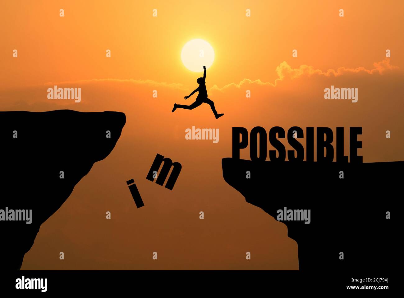 Mann springt über unmöglich oder möglich über Klippe bei Sonnenuntergang Hintergrund, Geschäftskonzept Idee Stockfoto