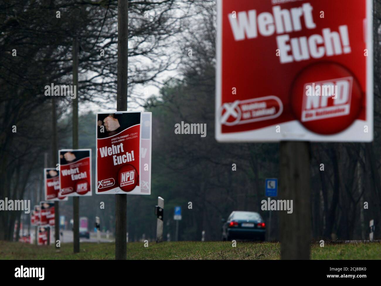 Npd poster -Fotos und -Bildmaterial in hoher Auflösung – Alamy