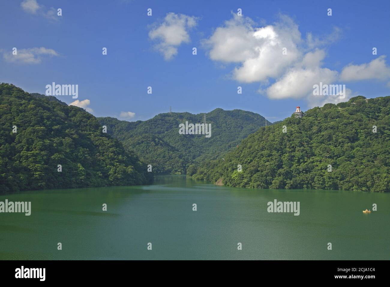 Shimen Reservoir grüne Berge und grünes Wasser Taiwan Stockfoto
