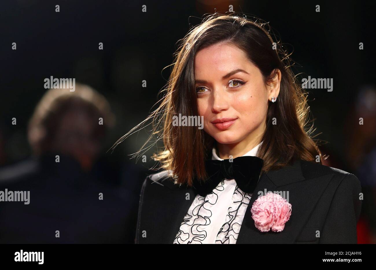 Ana de armas knives out Fotos und Bildmaterial in hoher Auflösung Alamy