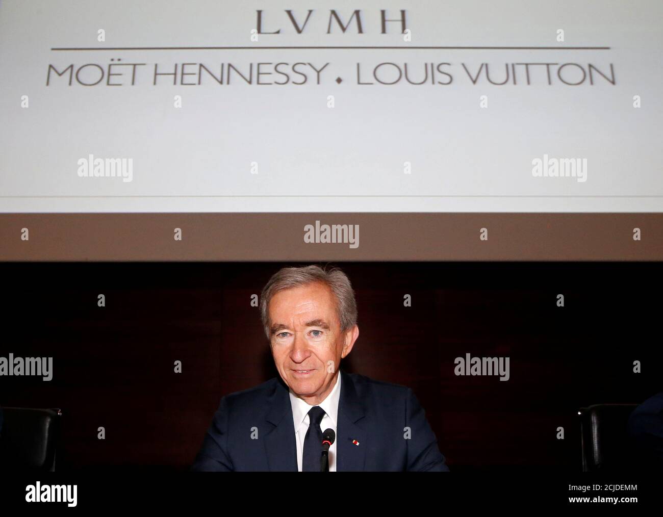 Bernard Arnault Ceo Der Gruppe Lvmh Louis Vuitton Moet Hennessy Ordentlichen Hauptversammlung Stockfotografie Alamy