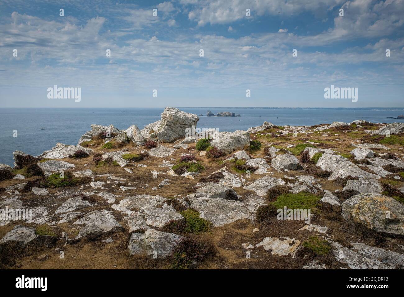 Am 07/08/2020,Camaret-sur-Mer, Finistère, Bretagne, Frankreich. Pointe de Pen-Hir auf der Halbinsel Crozon Stockfoto