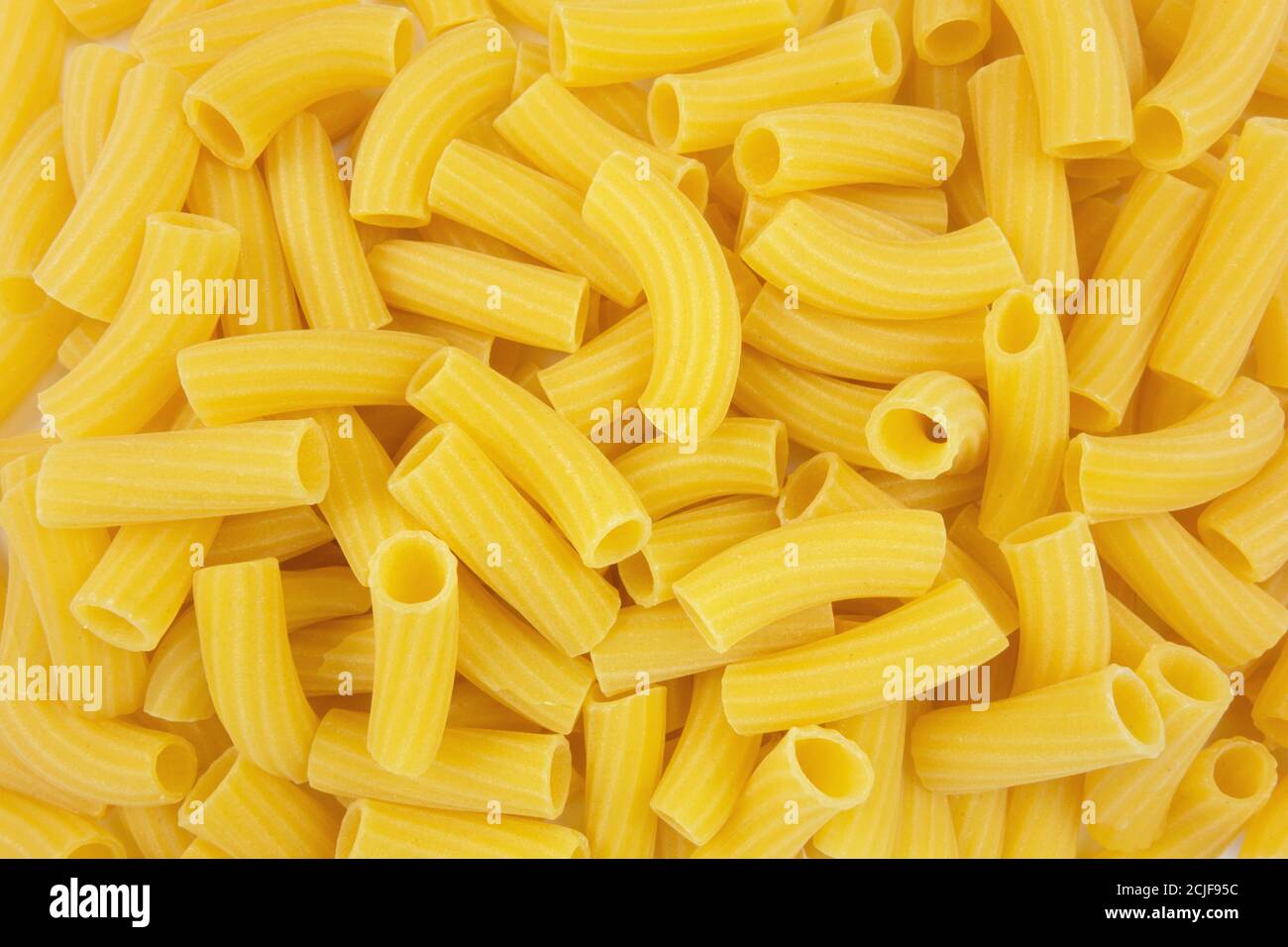Macaroni Textur für Hintergrund. Flaches Lay-Layout. Stockfoto