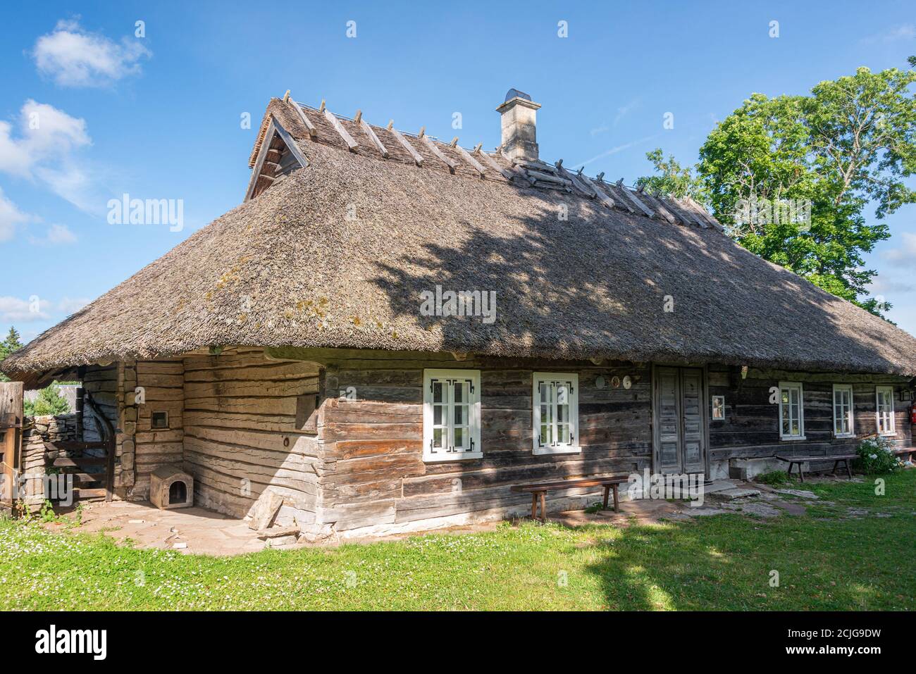 Hiiumaa Freilichtmuseum Bauernhof Mihkli, Estland. Die meisten Gebäude stammen aus der Mitte des 18. Jahrhunderts. Einer der am besten erhaltenen Bauernhöfe. Stockfoto