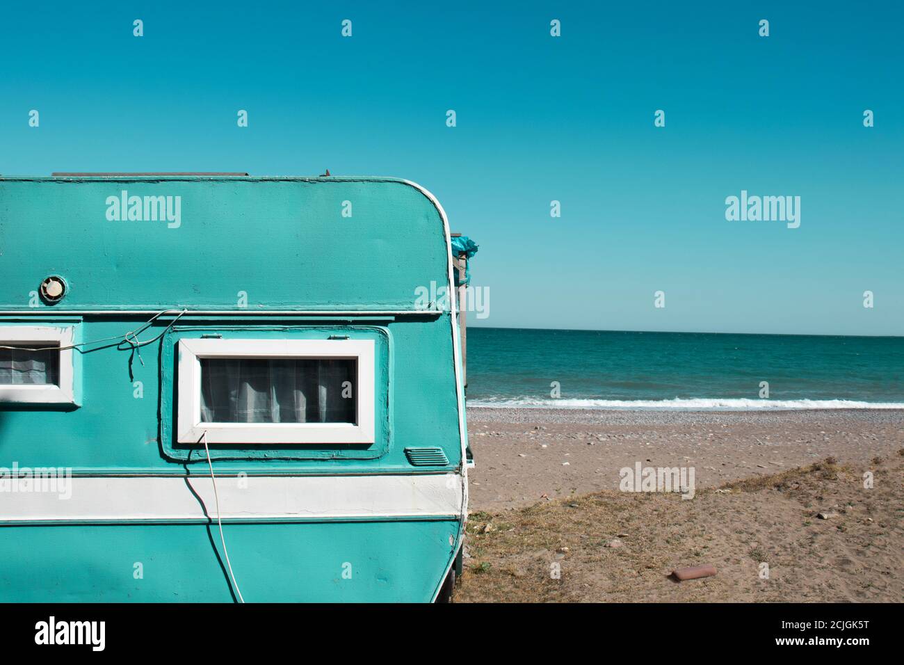 Wohnwagen am meer -Fotos und -Bildmaterial in hoher Auflösung – Alamy