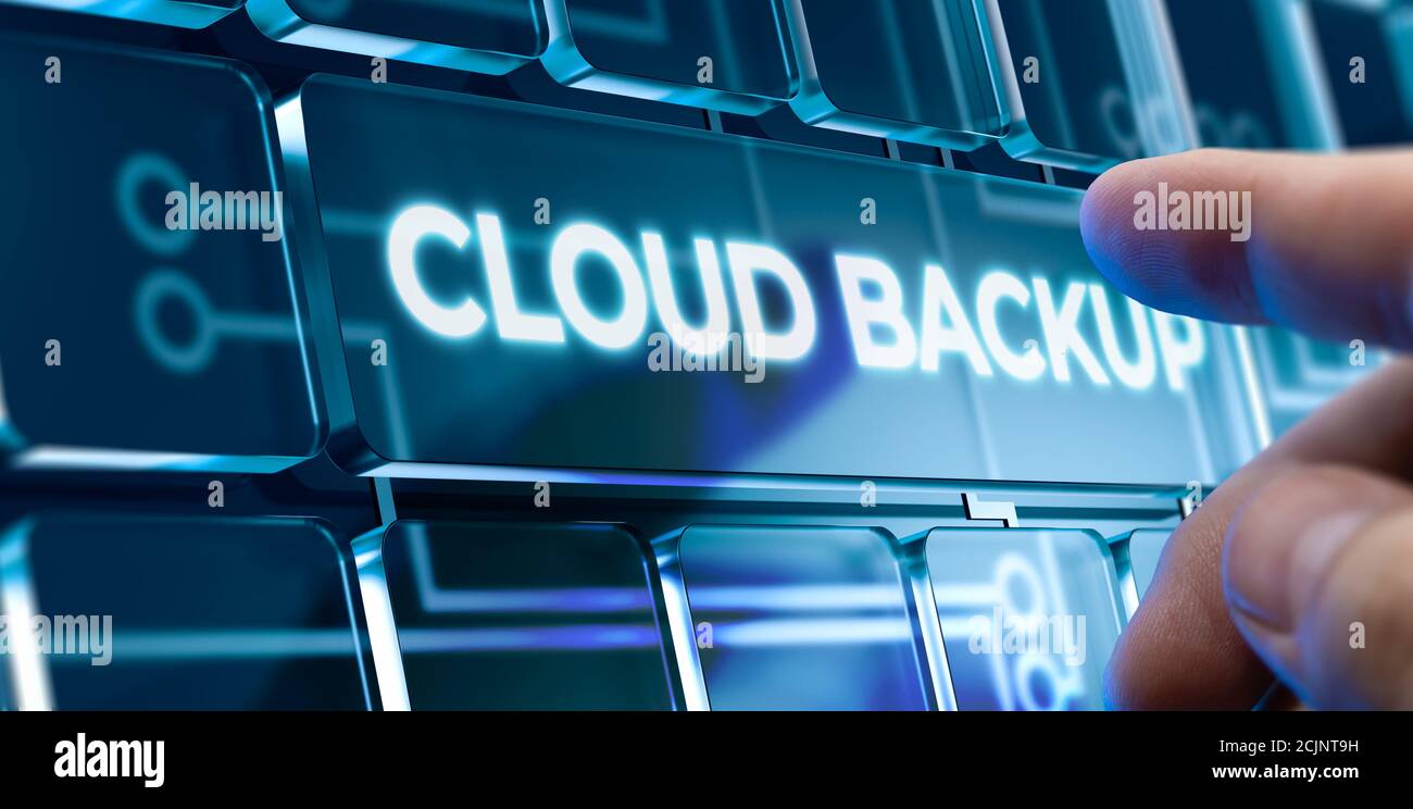 Mann, der ein Cloud Backup-System durch Drücken einer Taste auf futuristische Schnittstelle. Geschäftskonzept Stockfoto