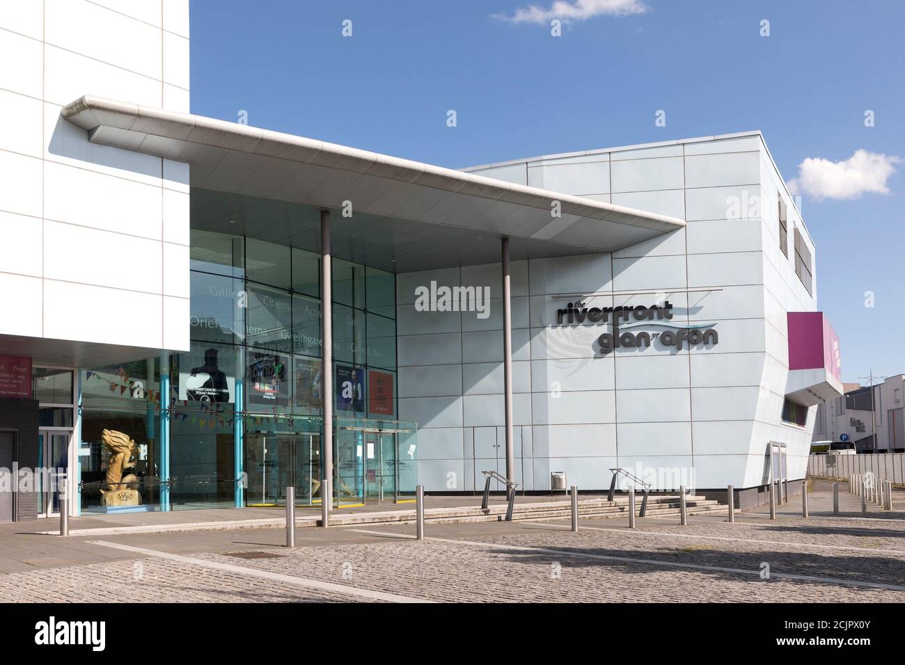 Das Theater- und Kunstzentrum am Flussufer, Newport, Wales, Großbritannien Stockfoto