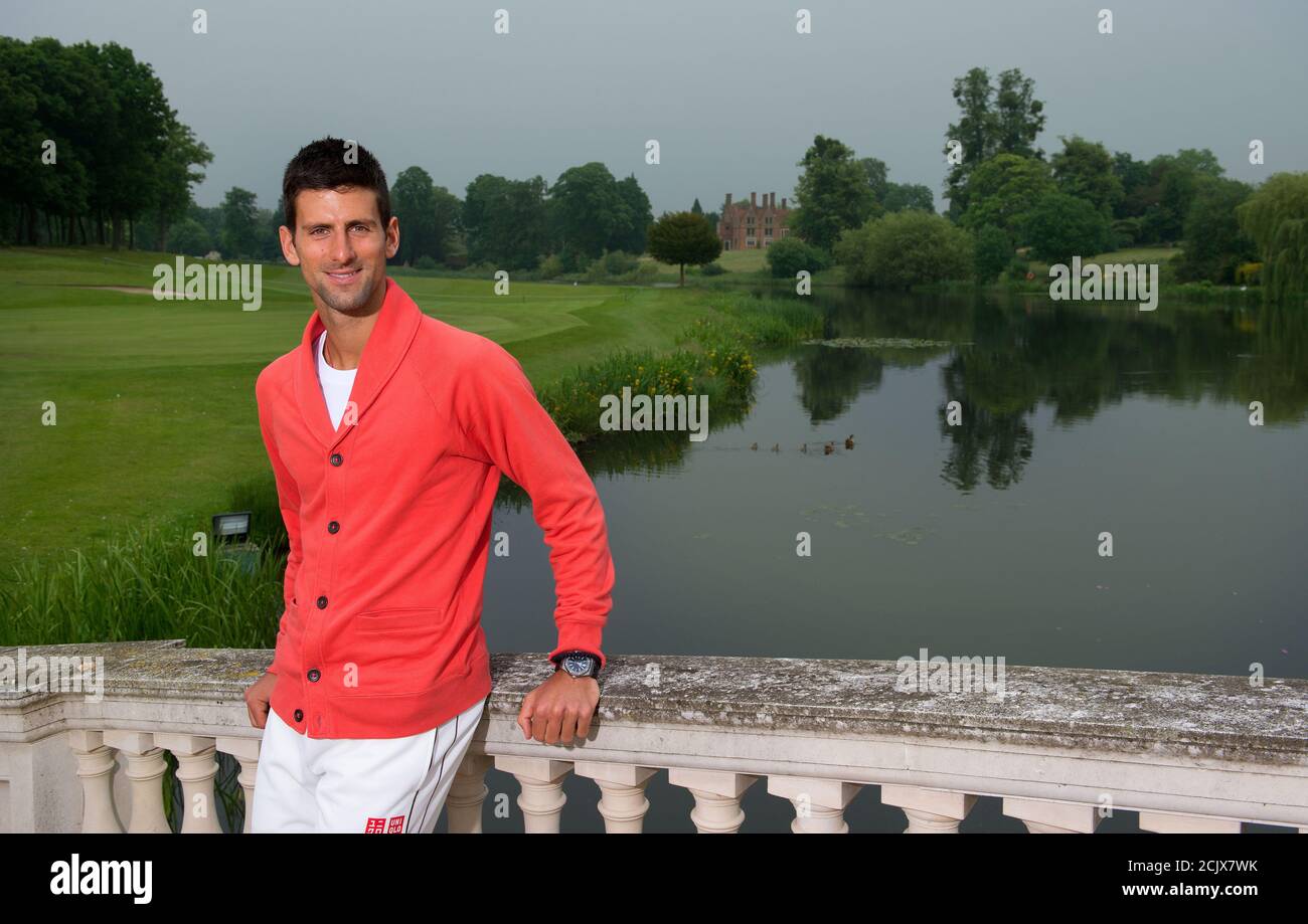 Novak Djokovic in Stoke Poges, Buckinhamshire, England. 20 JUN 2013 BILDCREDIT : © MARK PAIN / ALAMY STOCK IMAGE Stockfoto