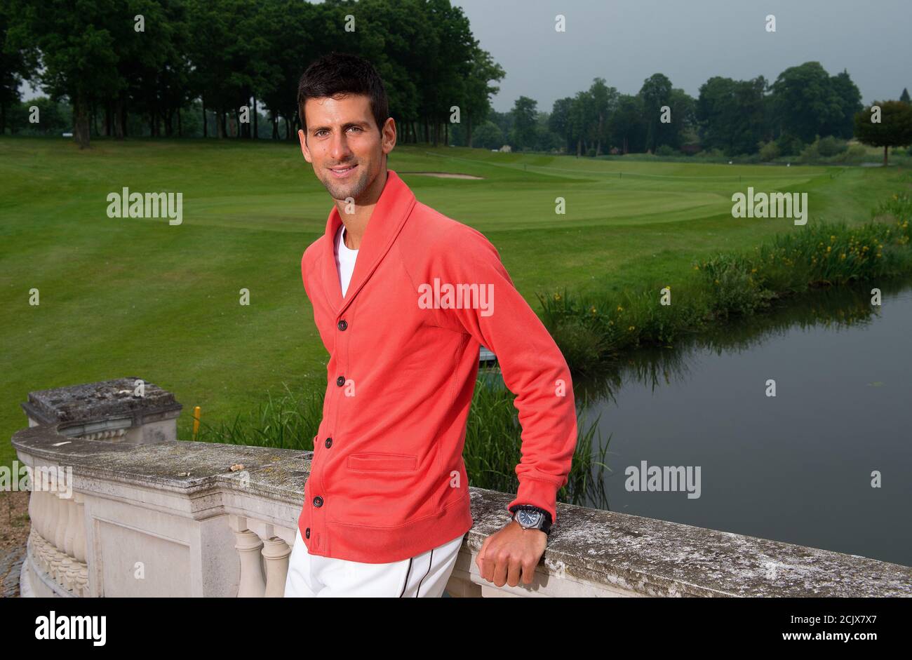 Novak Djokovic in Stoke Poges, Buckinhamshire, England. 20 JUN 2013 BILDCREDIT : © MARK PAIN / ALAMY STOCK IMAGE Stockfoto