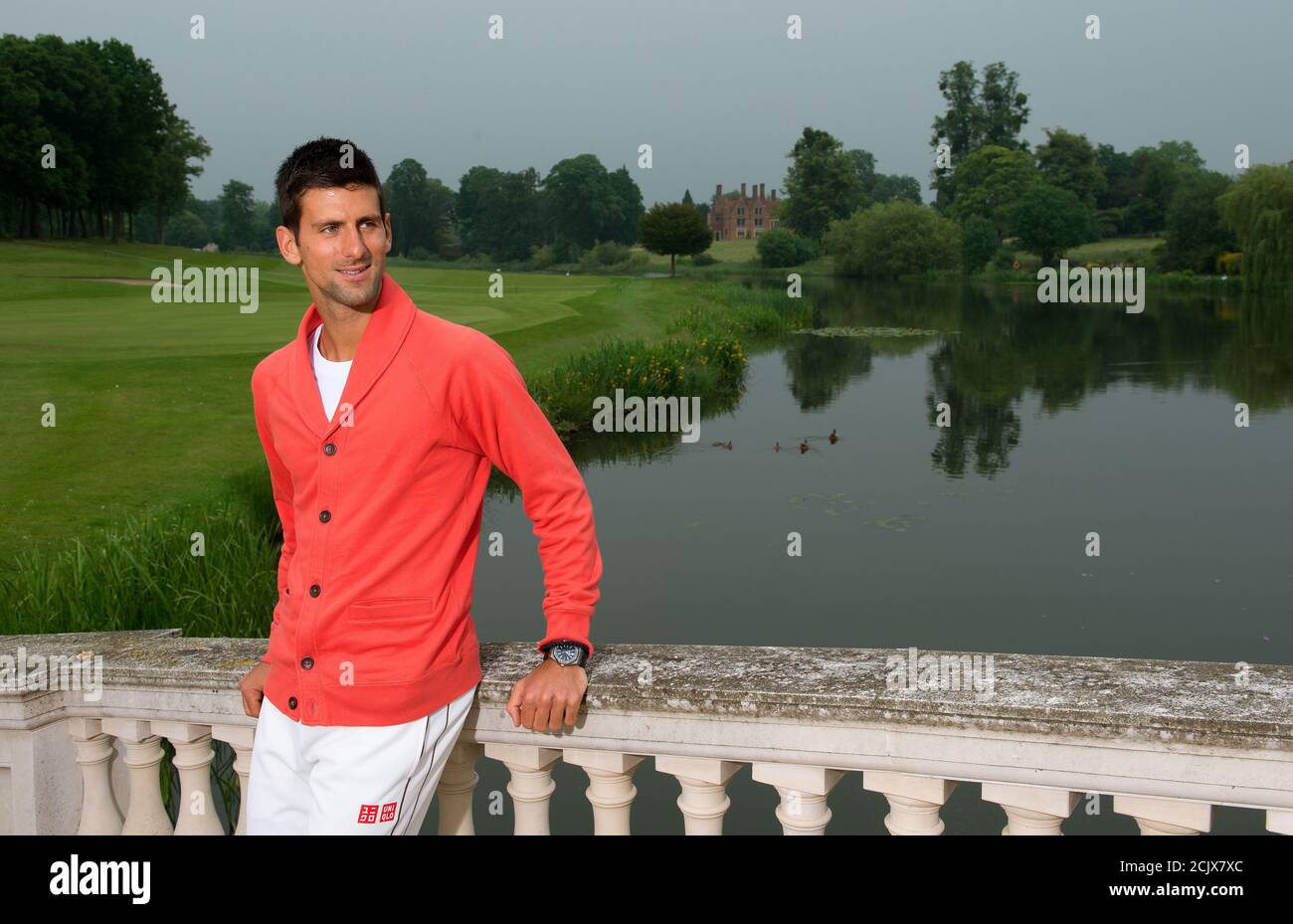 Novak Djokovic in Stoke Poges, Buckinhamshire, England. 20 JUN 2013 BILDCREDIT : © MARK PAIN / ALAMY STOCK IMAGE Stockfoto