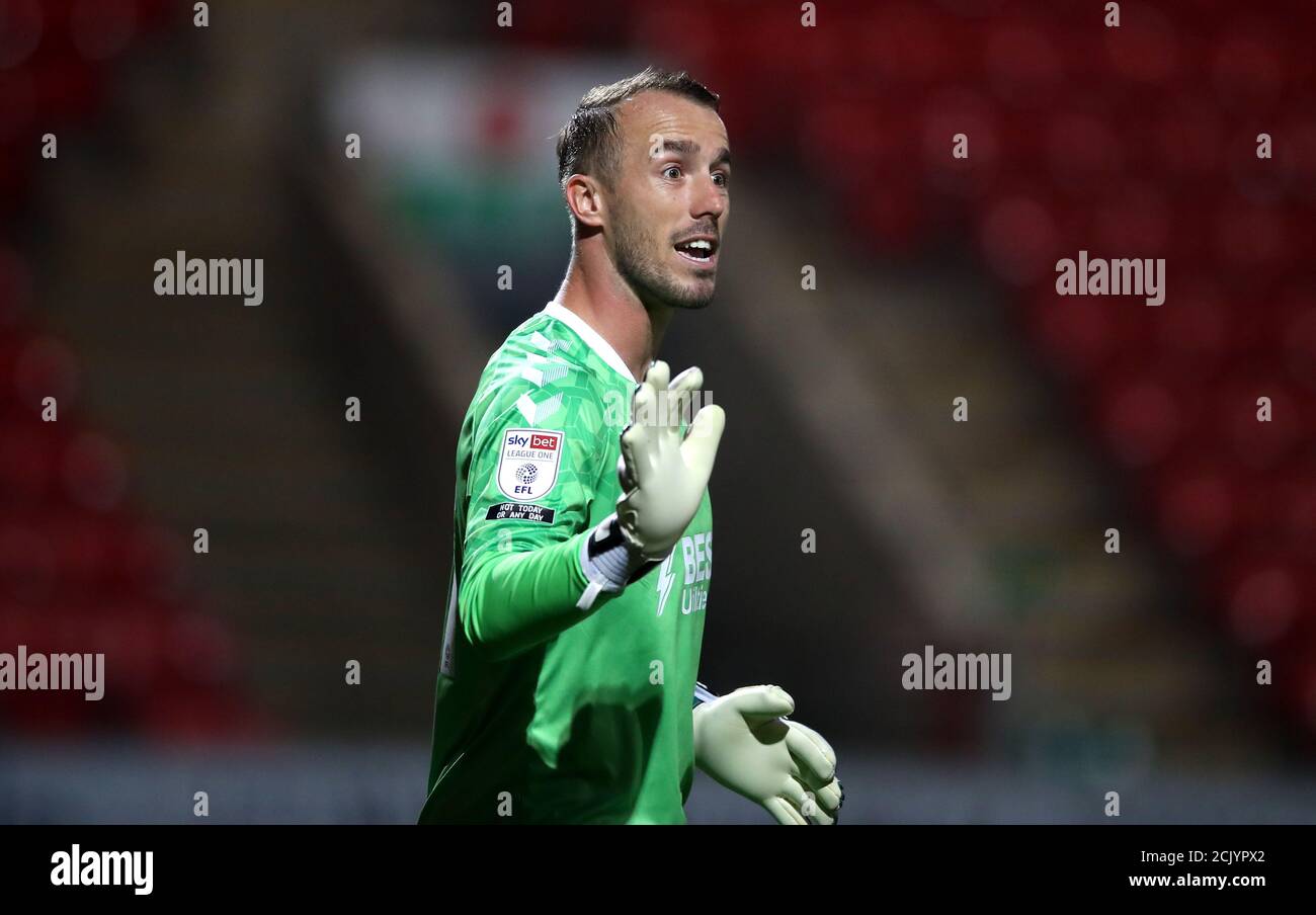 Fleetwood Town Torwart Alex Cairns während des Carabao Cup Spiels im Highbury Stadium, Fleetwood. Stockfoto