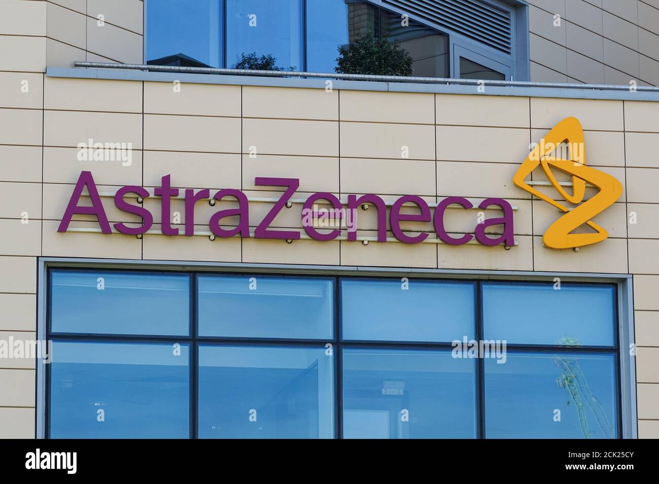 Hauptsitz von AstraZeneca, Niederlassung in Cambridge, England Großbritannien Stockfoto