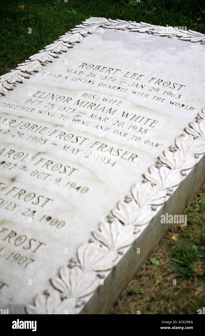 Der Grabstein des Grabes der Familie Robert Lee Frost in Bennington Alter Friedhof.Alter Bennington.Bennington.Vermont.USA Stockfoto