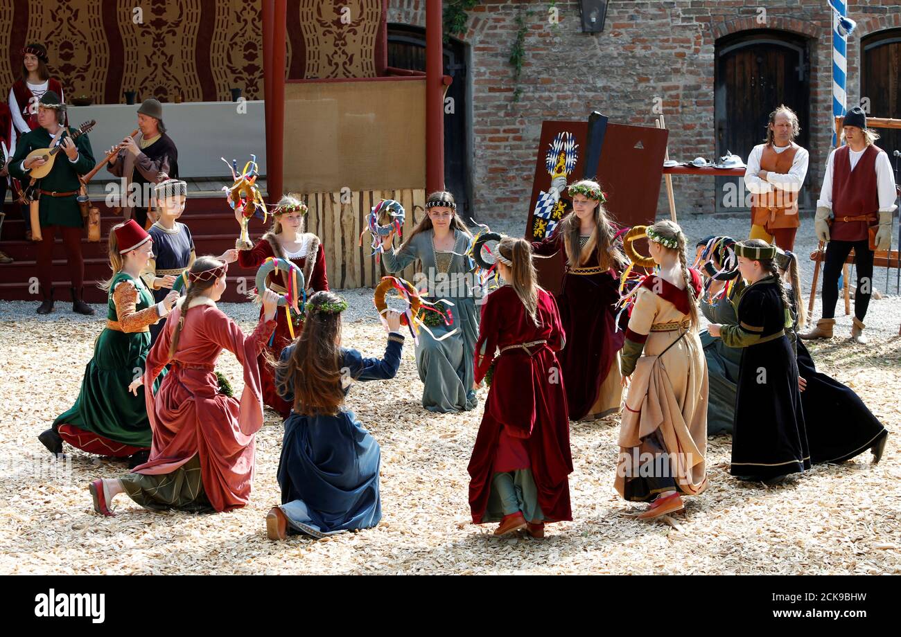 Landshuter Hochzeit Stockfotos Und Bilder Kaufen Alamy 