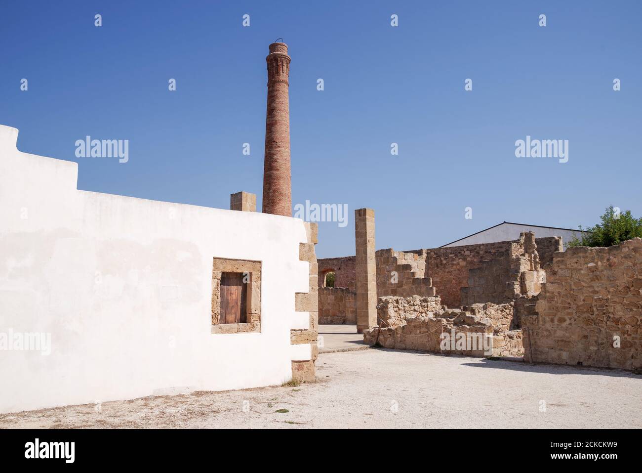 Alte Tonnara (Thunfischfabrik) im Vendicari Naturschutzgebiet - Südosten Siziliens, Italien Stockfoto