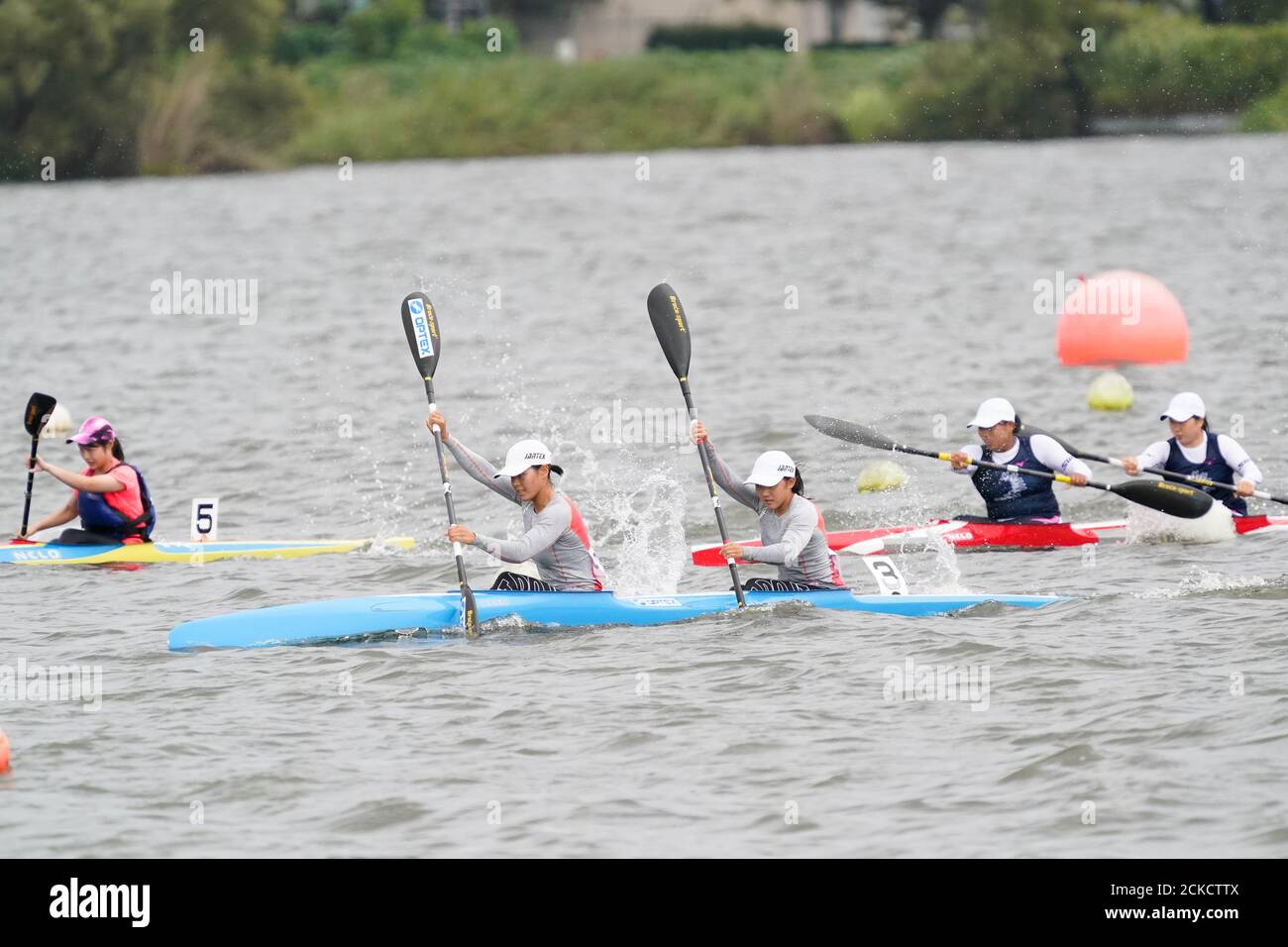 (L-R) Honatsu Endo (JPN), Mei Imanishi (JPN), September 13, 2020-Kanu : Kanu-Sprint Frauen 200 m WK-2-Finale am Lake Kiba Kanu-Sprint-Kurs während aller Japan Kanu-Sprint-Meisterschaften in Komatsu Japan. Kredit: SportsPressJP/AFLO/Alamy Live Nachrichten Stockfoto