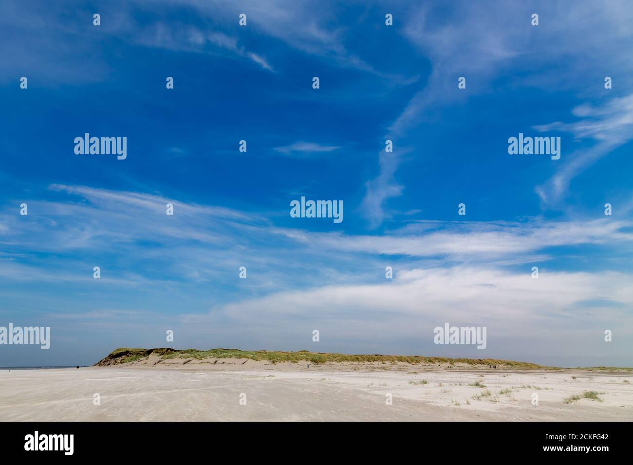 Einsamer Strand am westlichen Ende der ostfriesischen Insel Juist, Deutschland. Stockfoto