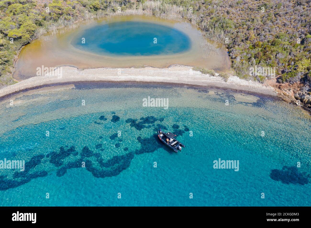 Luftaufnahme der Küstenlagune in Koyun Cape Gokova Bay Besondere Umwelt Schutzgebiet Türkei Stockfoto