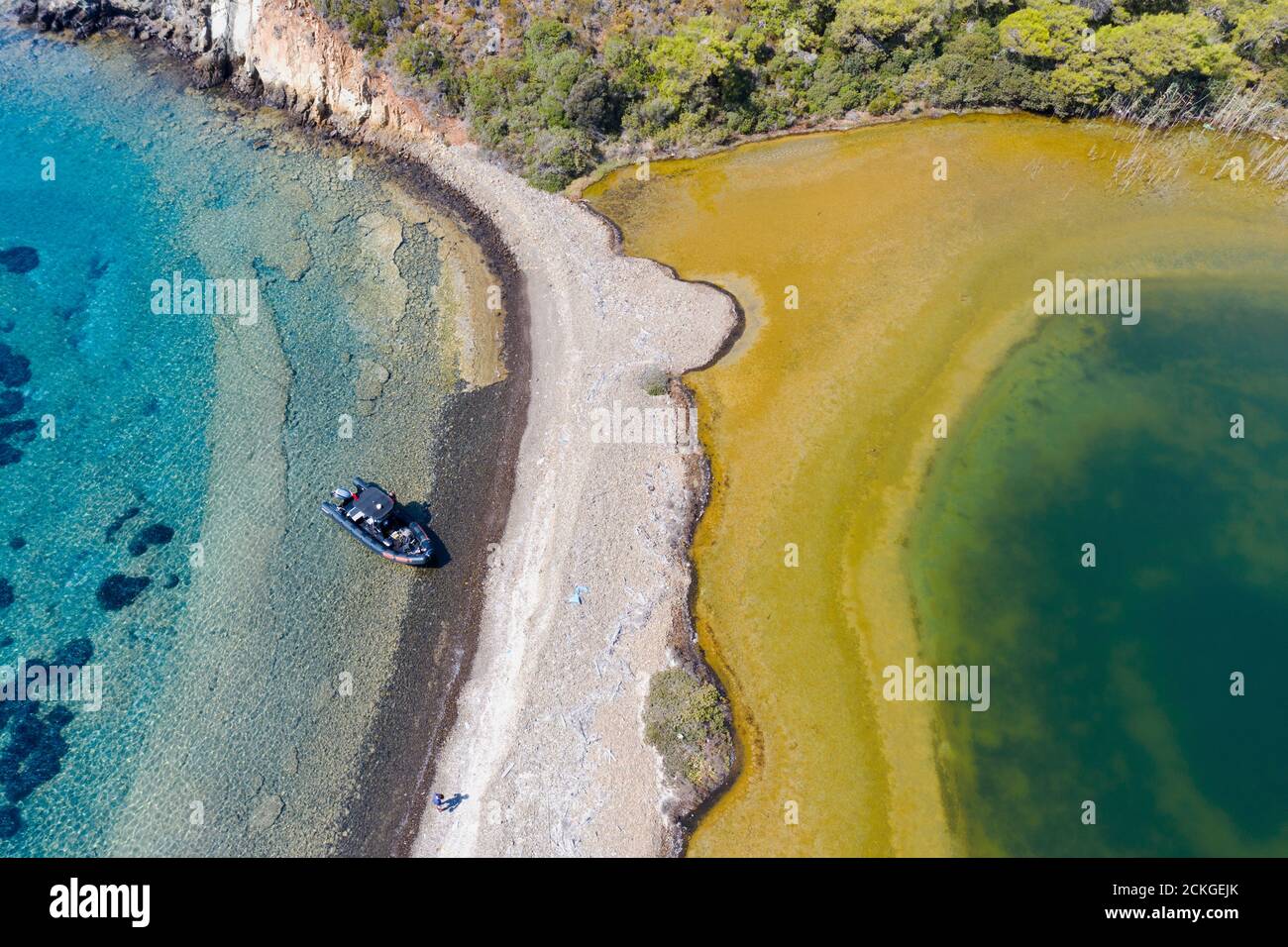 Luftaufnahme der Küstenlagune in Koyun Cape Gokova Bay Besondere Umwelt Schutzgebiet Türkei Stockfoto