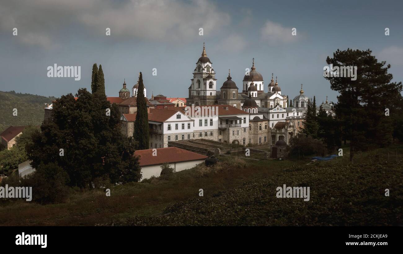 Malerische Landschaft von St. Andrews Skete, orthodoxe Kirche auf dem Berg Athos, Mazedonien, Griechenland Stockfoto